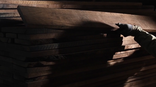 How to made a solid wood dining table