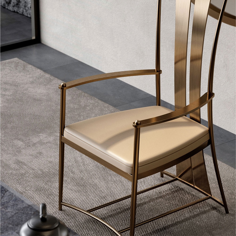 Towering Master Chair